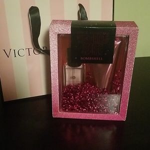 Victoria's Secret Bombshell gift set